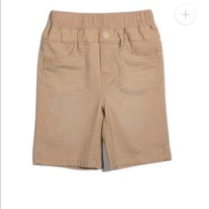 Egg brand 2T Perfect khaki short. Worn once. Adorable. Stay up.